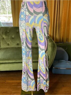 Anthropologie DAMSON MADDER Psychedelic Peggy ribbed Flare Pants size 10